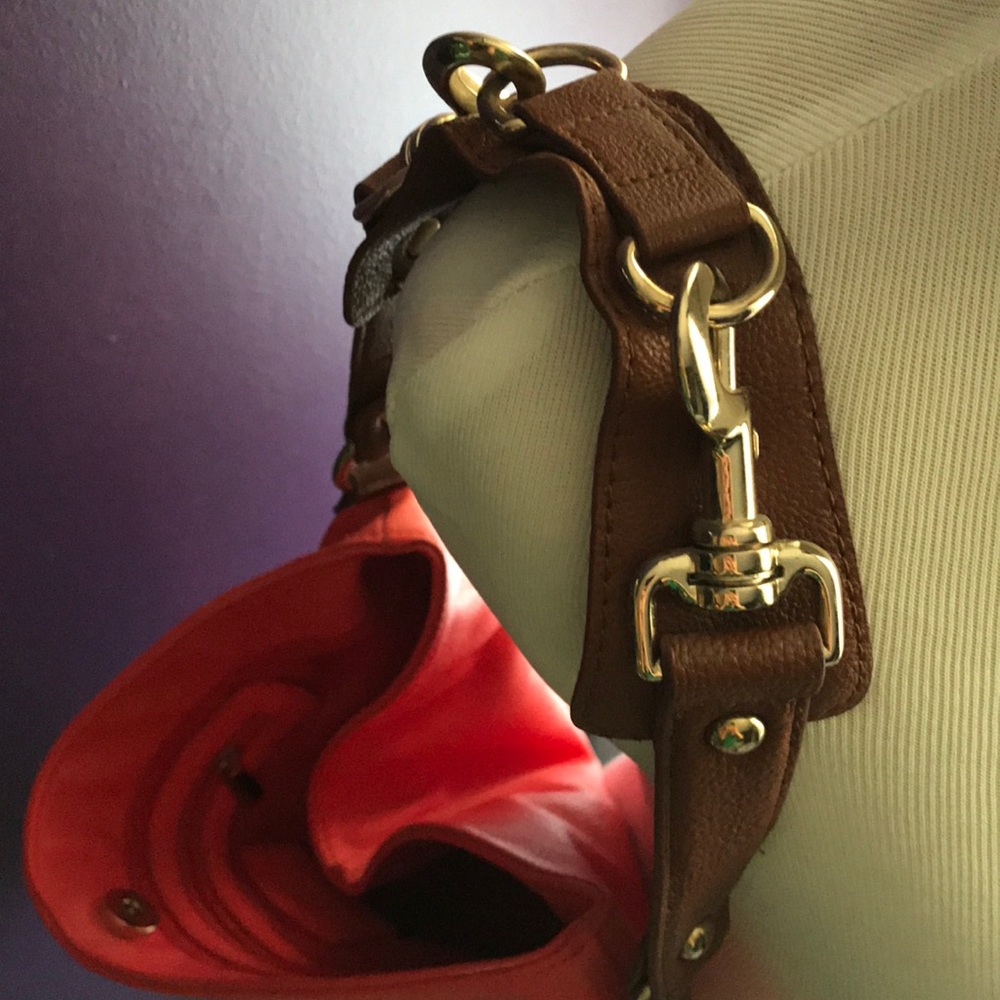 Purse - Picture 2 of 7